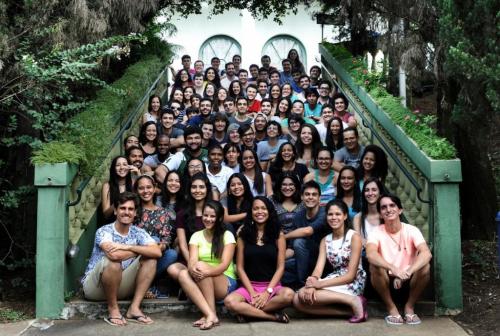 ISGP námskeið fyrir háskólanema verða haldin í meira en 40 löndum á þessu ári. Þessir þátttakendur sóttu námskeið í Brasilíu.