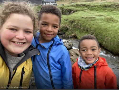 Vigdís Erla Rafnsdóttir og synir hennar tveir